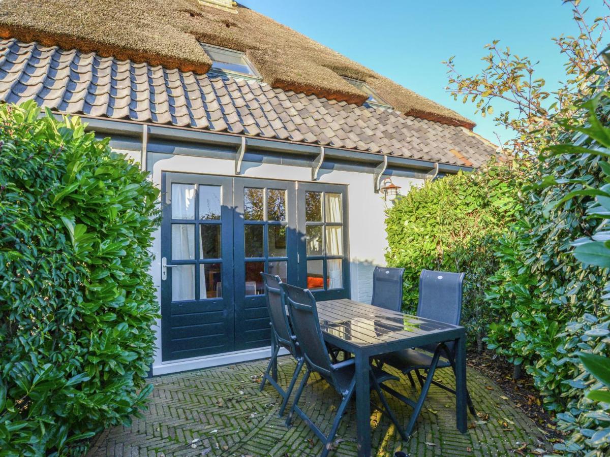 Charming Holiday Home In Texel Near Sea Oost  المظهر الخارجي الصورة