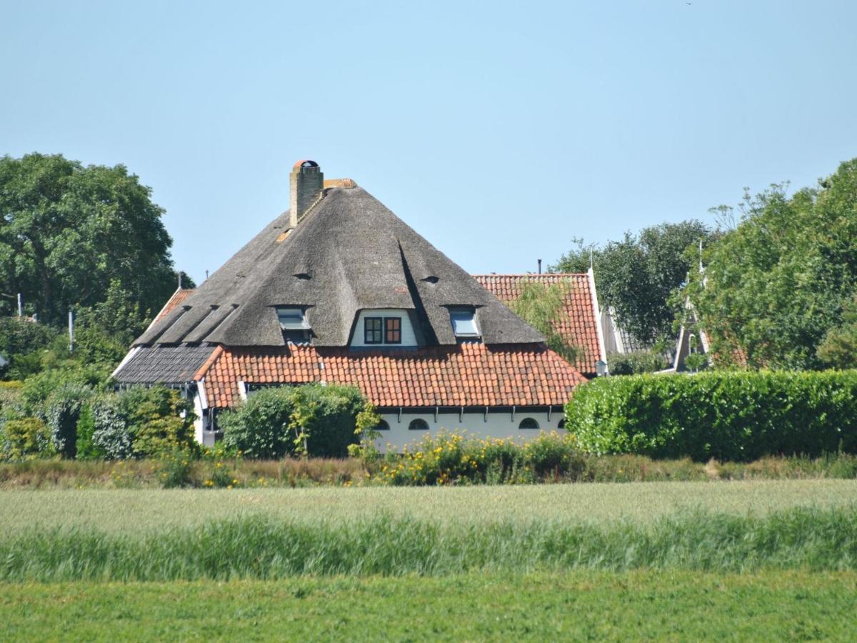 Charming Holiday Home In Texel Near Sea Oost  المظهر الخارجي الصورة
