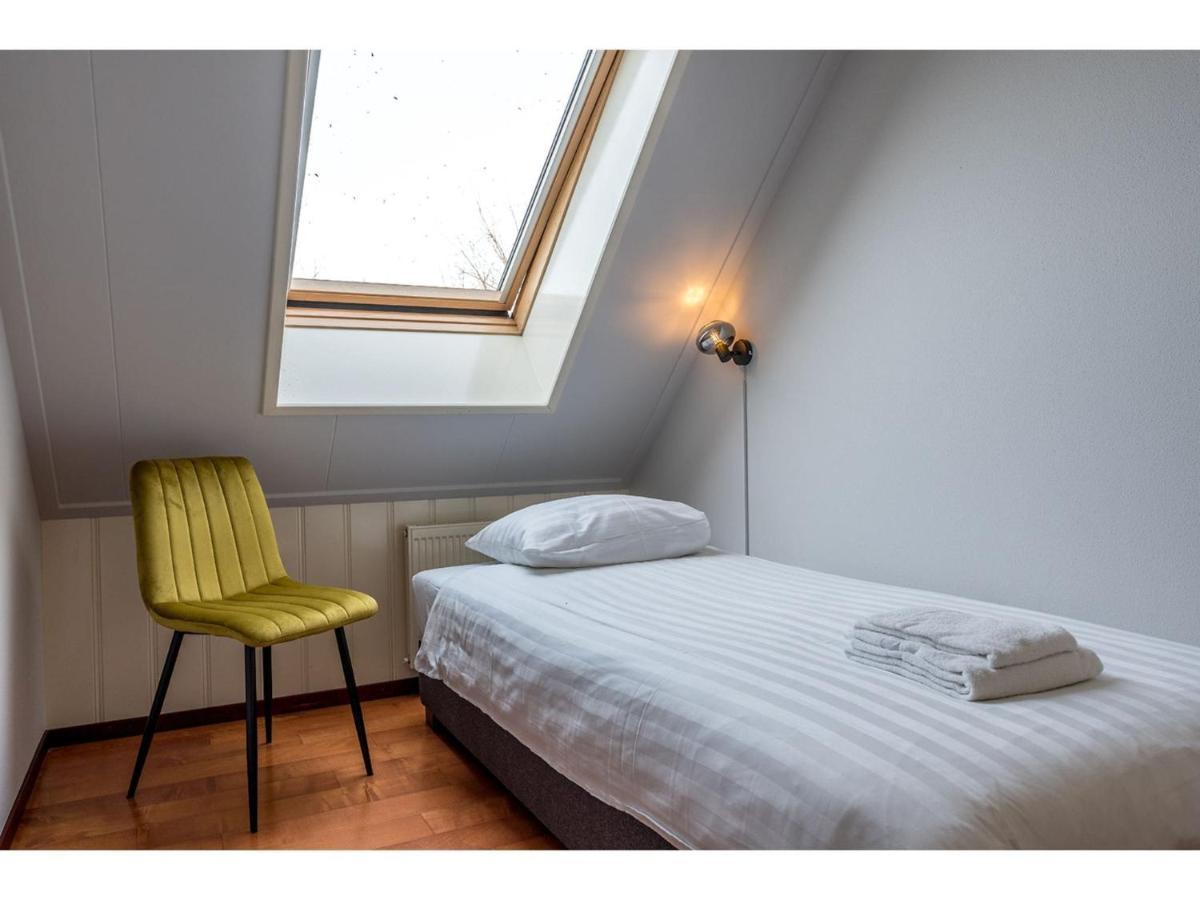 Charming Holiday Home In Texel Near Sea Oost  المظهر الخارجي الصورة