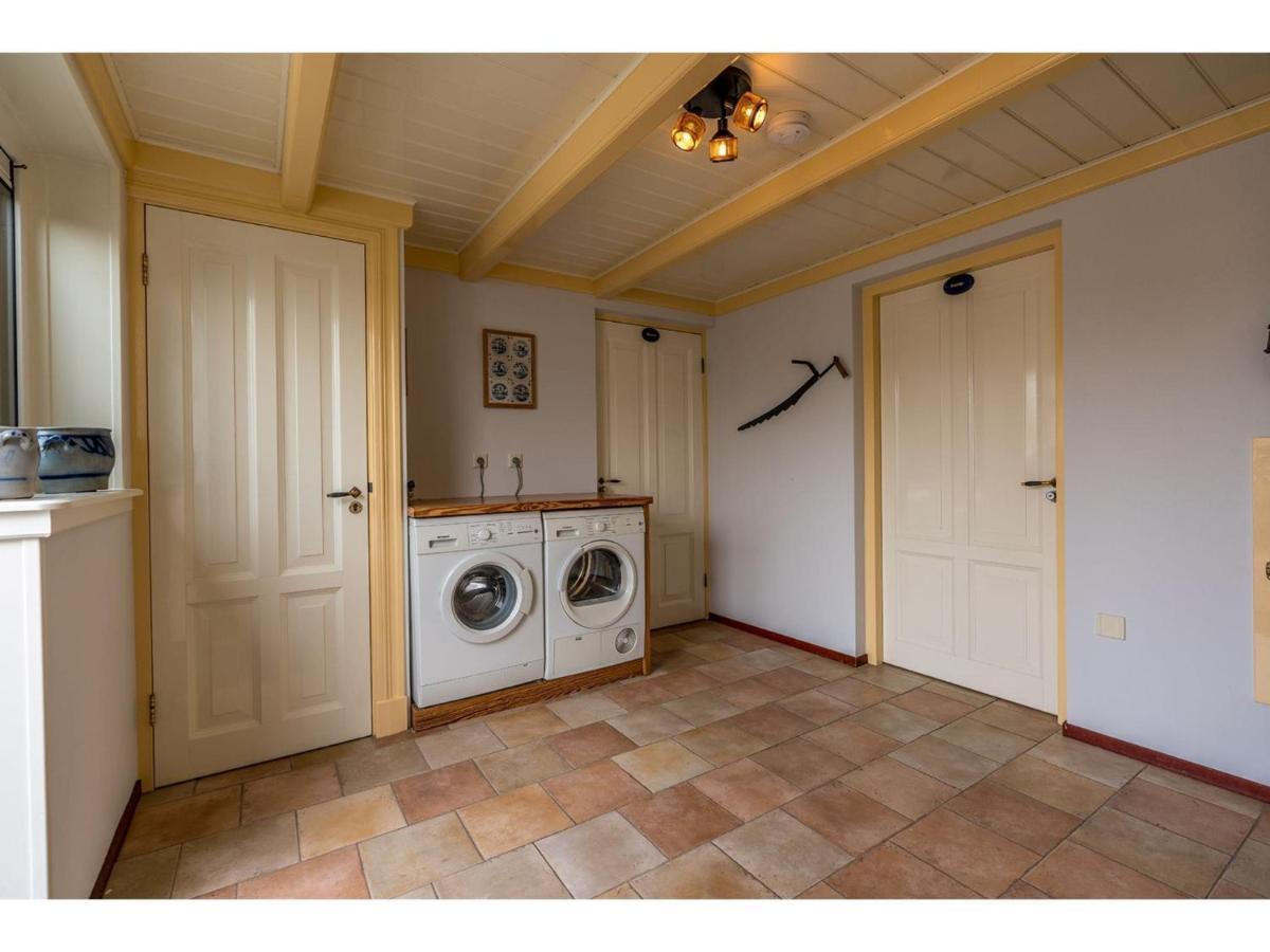 Charming Holiday Home In Texel Near Sea Oost  المظهر الخارجي الصورة