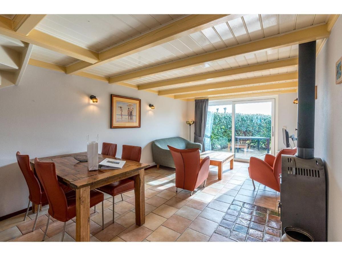 Charming Holiday Home In Texel Near Sea Oost  المظهر الخارجي الصورة